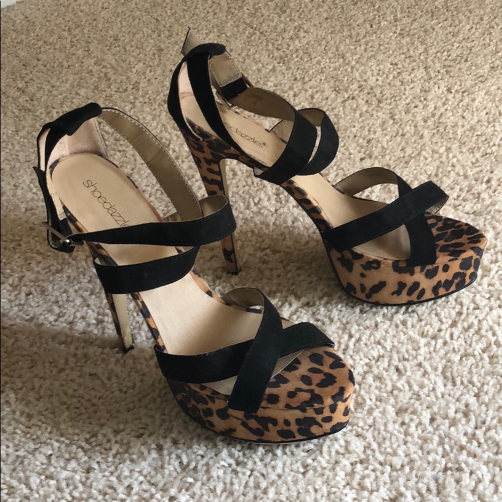 Leopard Print Strappy Heels Size 9